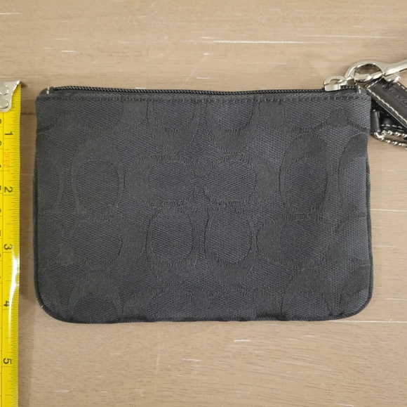 Coach Wristlet - Picture 10 of 10